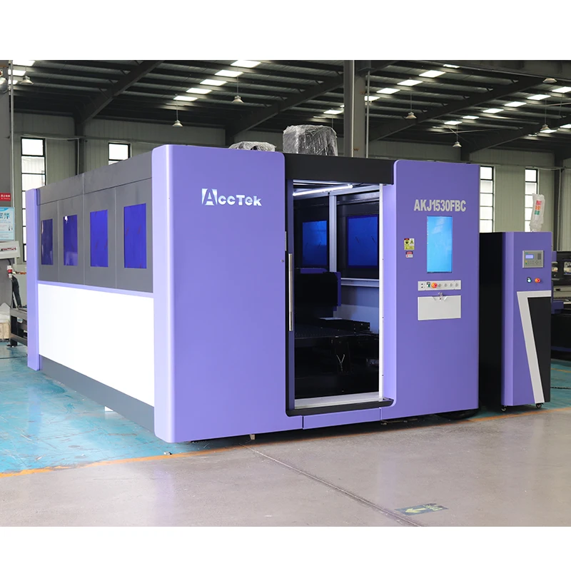 Closed Cover 3015 Metal LASER Cutting Machine 3kw For Stainless Steel Aluminum With Exchange Table