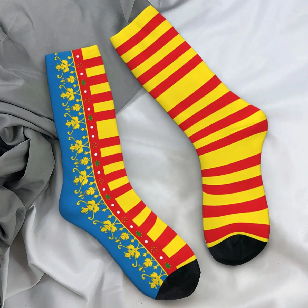 Valencia Flag Spain Socks Map Harajuku Stockings Autumn Non-Slip Men's Socks Soft Breathable Design Outdoor Socks