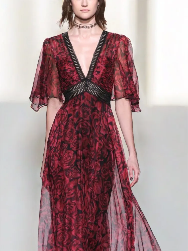 Hepburn's red rose floral dress with a long collar and an extra-long design