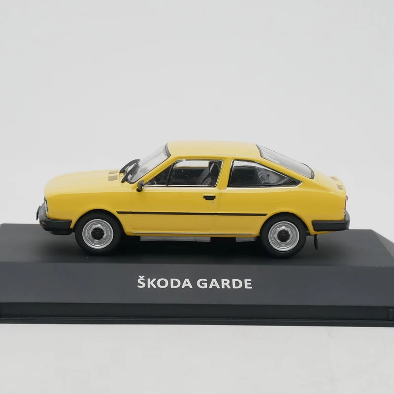 Ixo 1:43 Skoda Garde Diecast Car Metal Toy Vehicle Models