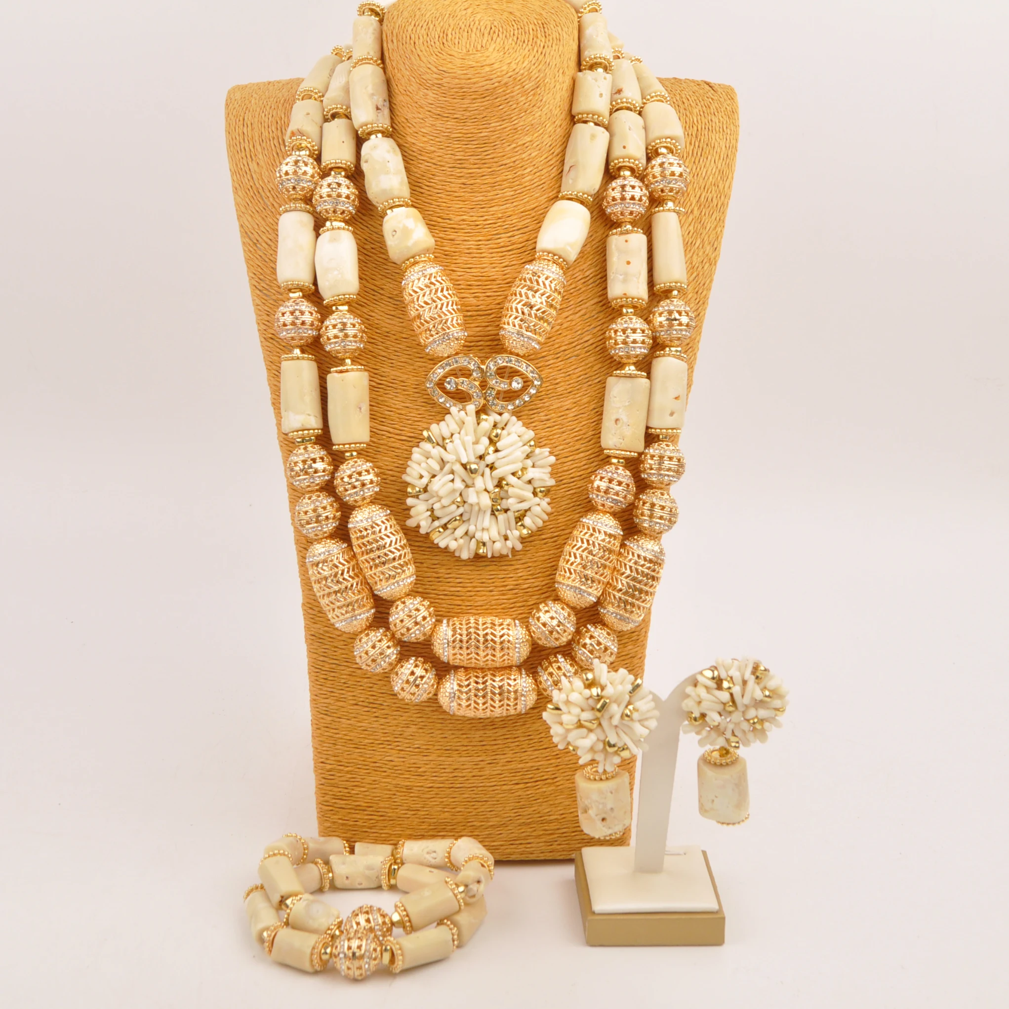 

Nigerian Bride Wedding Jewelry Dubai African Coral Bead Bridal Jewelry Sets