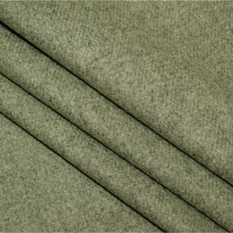 

A low-key and elegant twill fabric suit trousers skirt set