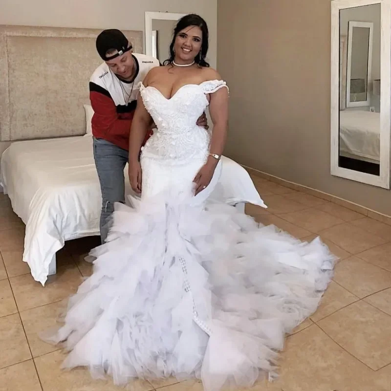 Customized Charming Lace Wedding Dress Robe De Mariee Off The Shoulder Bridal Gowns Custom Made Mermaid Ruffles Bride Gowns