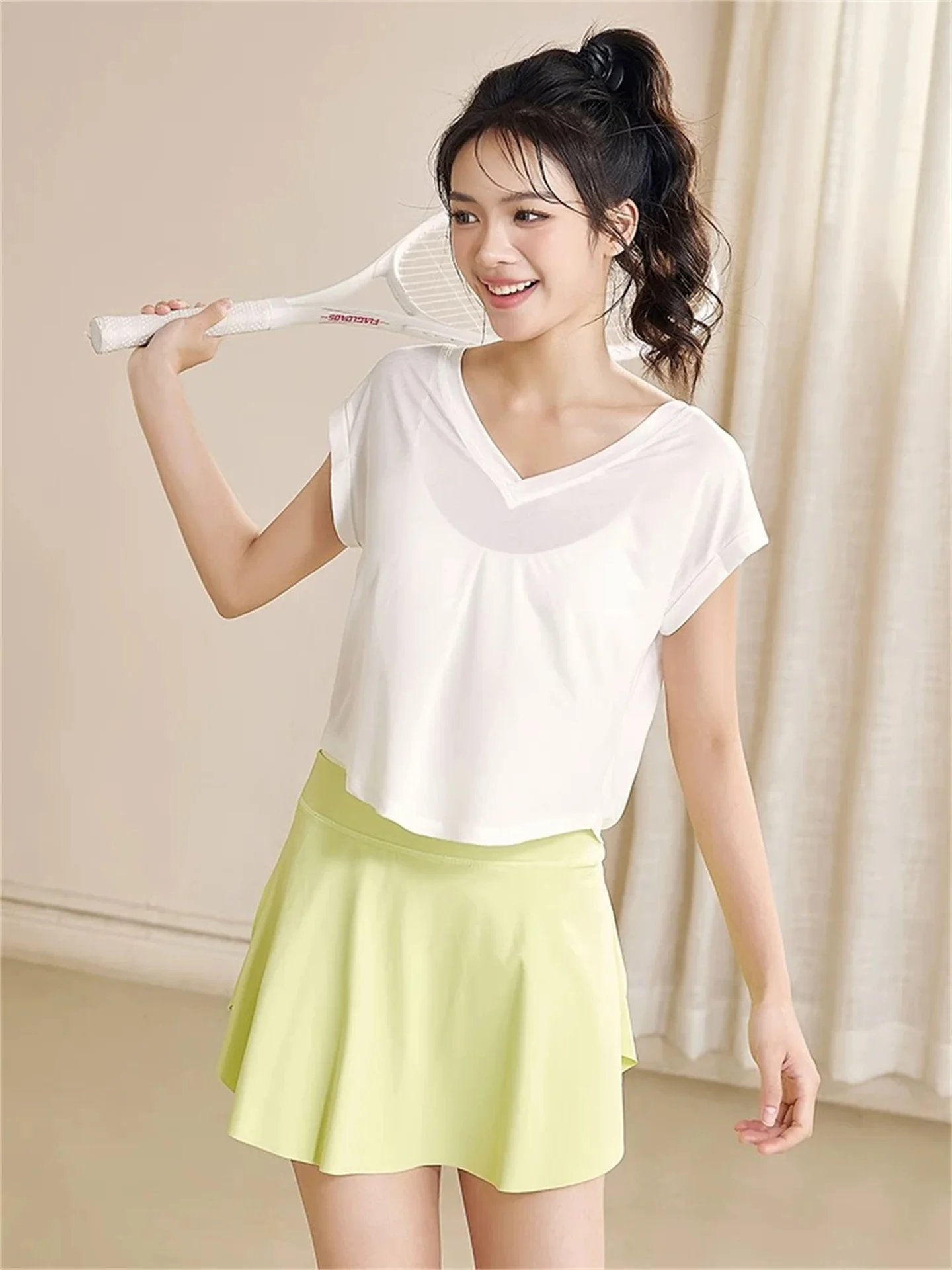 

Slimming Lightweight Qui Dry Women's T-irt ort Sve Fitn Yoga Badminton Running Top Comfortable Breathable Tank Top