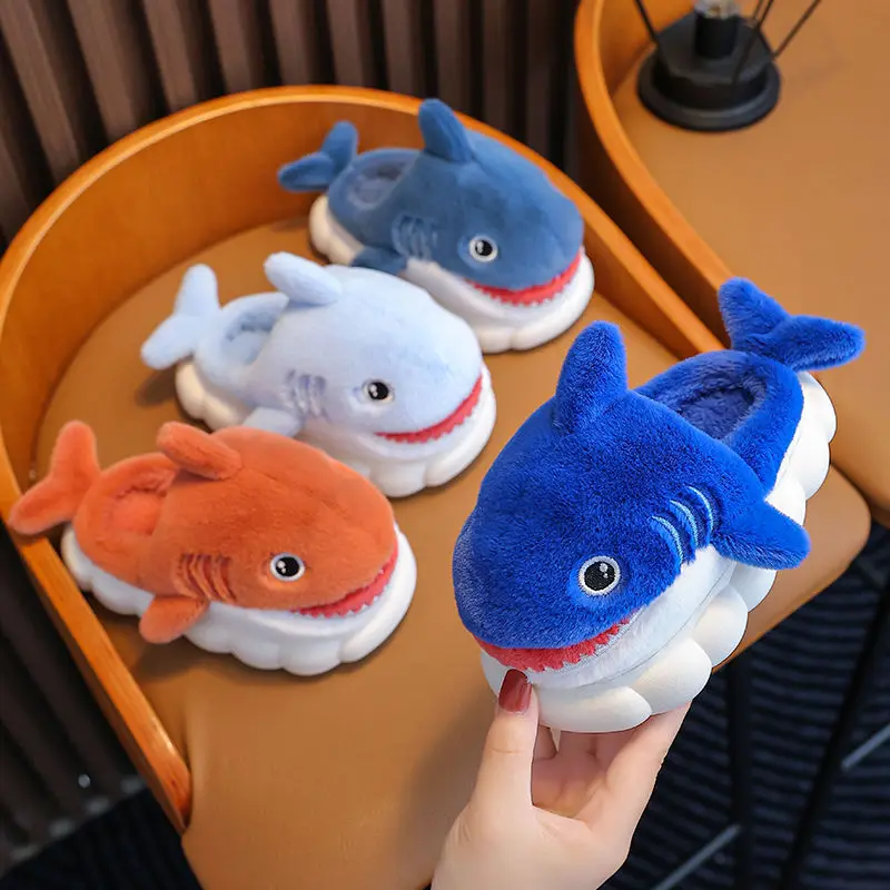 Newest 2023 Cute Shark Slippers Kids Shoes Boys Comfy Home Fluffy Slides Babi Cartoon Animal Fur Shoes EVA Cloud Platform