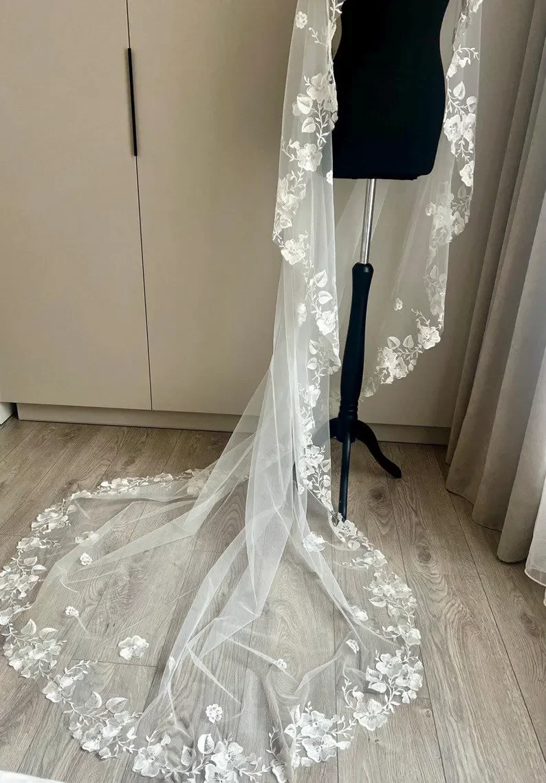 

2.8m Lace Cathedral Wedding Veils One Layer with Comb Soft Tulle Bridal Veil Women Bride Accessory