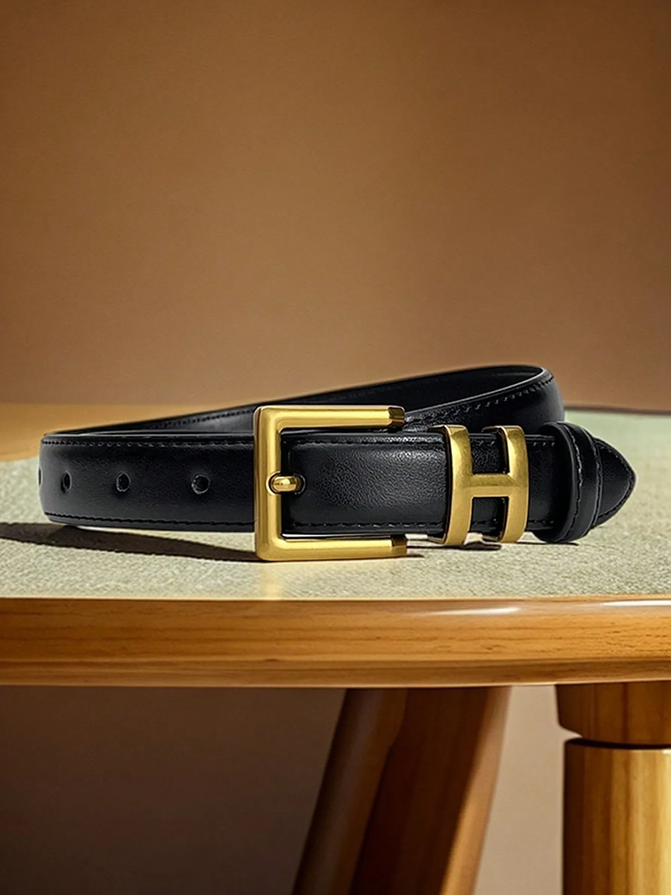 1pc women's belt for a stylish coat with a skirt, high-end black fashion, versatile for jeans.