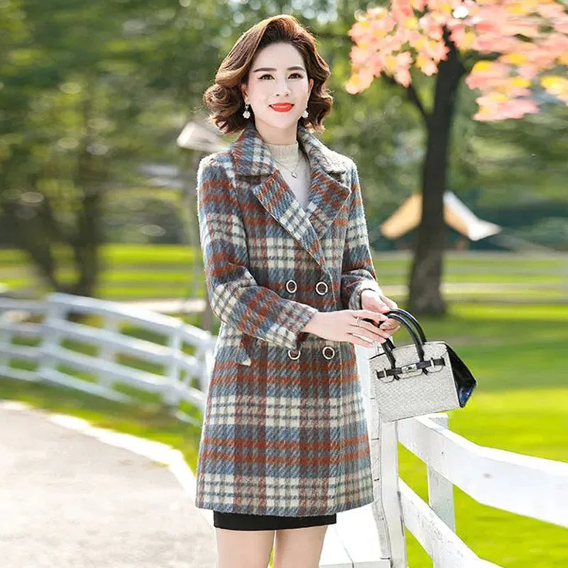 Madre inverno cappotto di lana moda lungo Plaid Blazer mezza età donna coreano doppiopetto giacca di lana Lady Grid Windbreaker