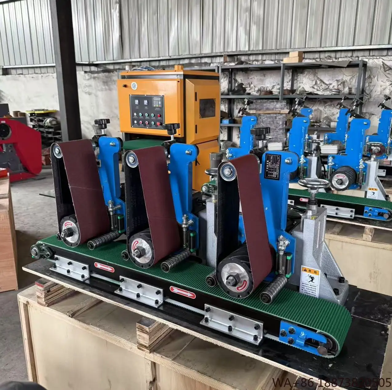 المكون الأساسي يستخدم ماكينة صنفرة حزام الطحن والتلميع الأوتوماتيكية مع محرك As #4