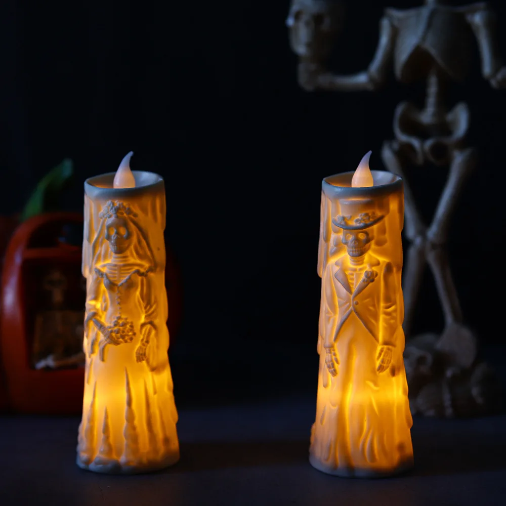 

2pcs Halloween Skeleton Lamp LED Luminous Candle Horror Decoration Prop Ghost Groom Bride Couple Lamp Ornament Halloween Decor