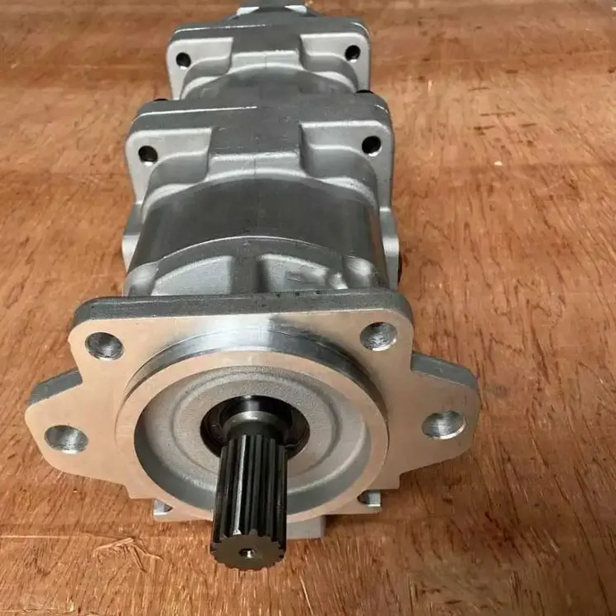 HIGH QUALITY Hydraulic Gear Pump 705-56-34040 7055634040 Triple Gear Pump For WA400 WA420