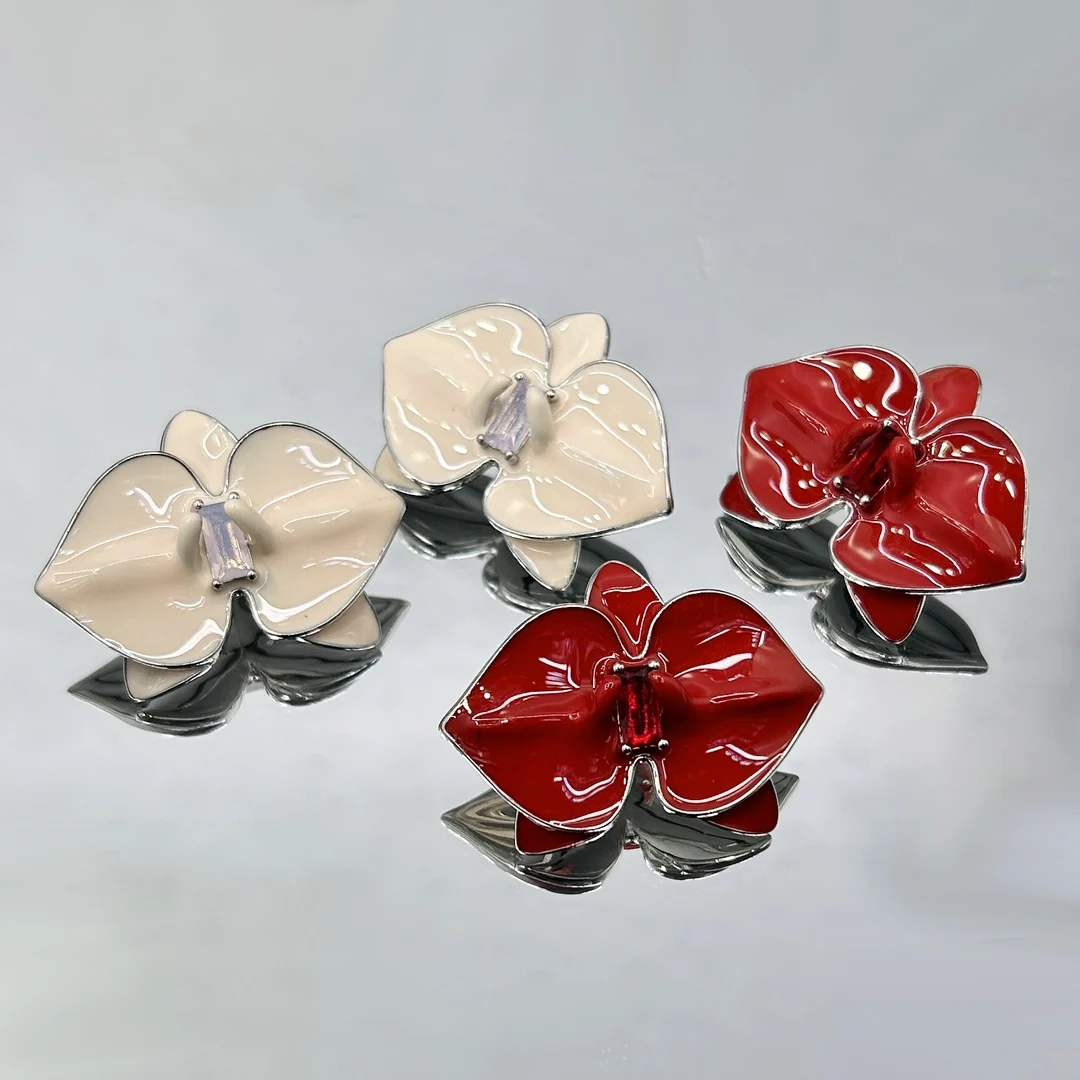 Hong Kong style ancient high-grade enamel orchid earrings