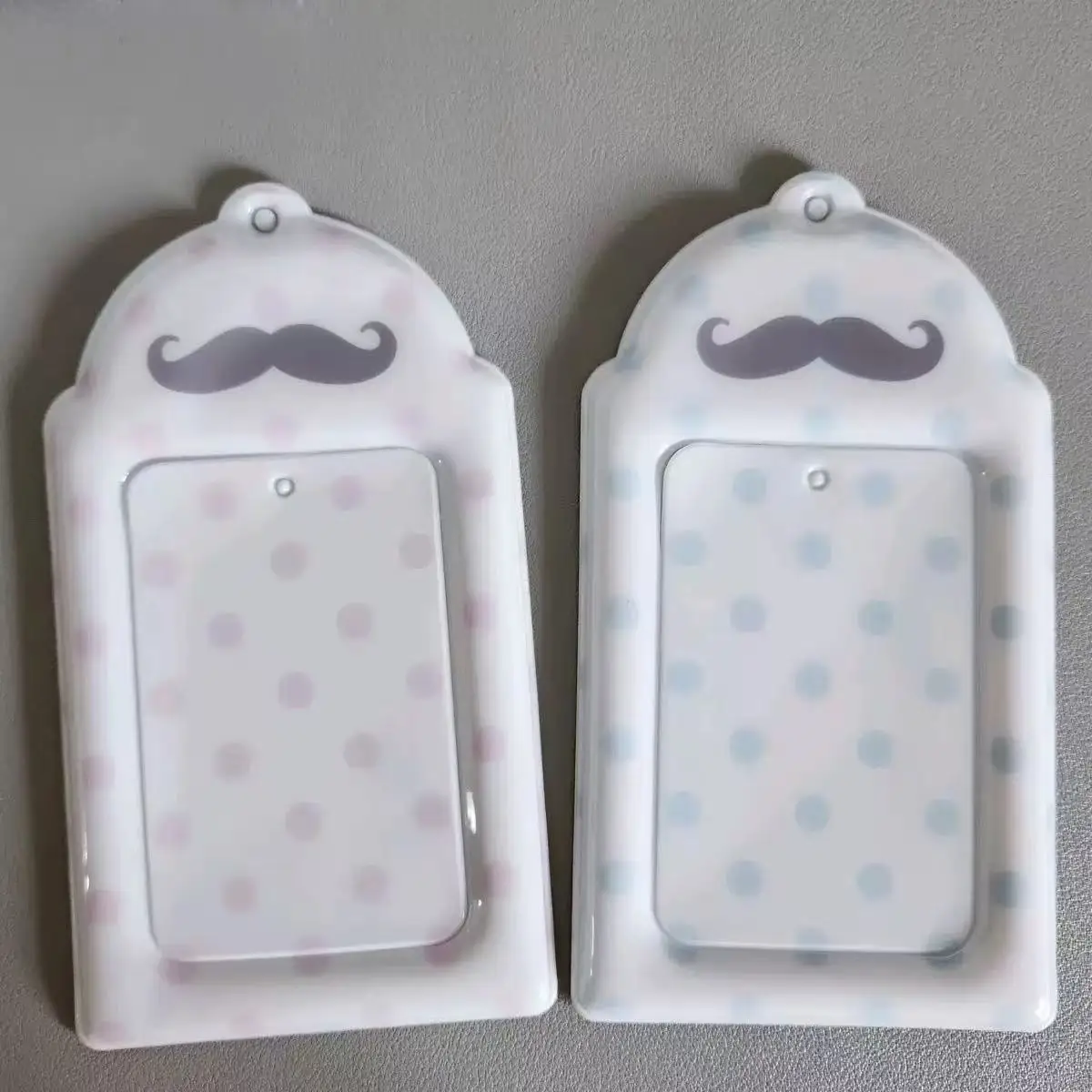 1-2pcs 2pcs Polka Dot Mustache Print Card Holder PVC Kpop Idol 3 Inch Photocard Meal Card School ID Card Storage Display Pendant