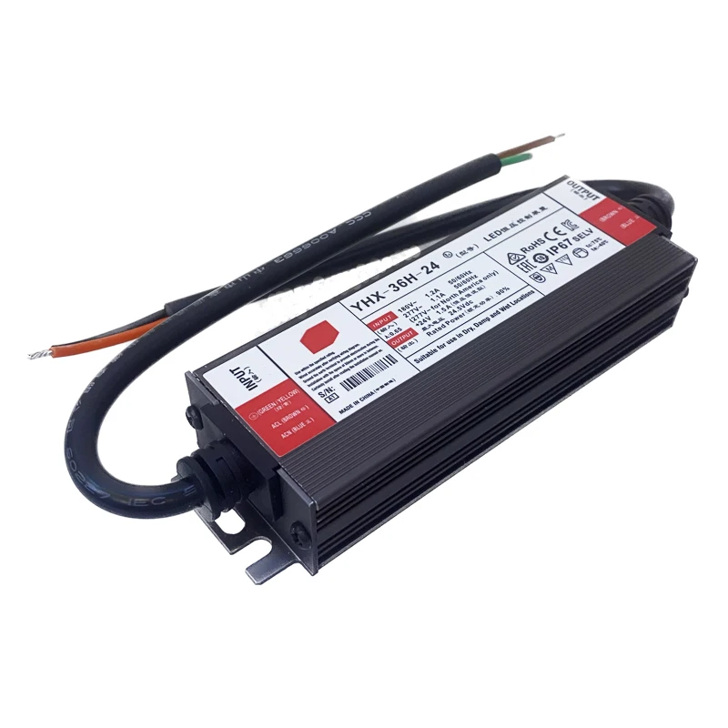 Trasformatori di illuminazione impermeabili 36W AC 110V 220V a DC 12V 3A LED Driver 24V 1.5A IP67 alimentatore adattatore per barra di striscia LED