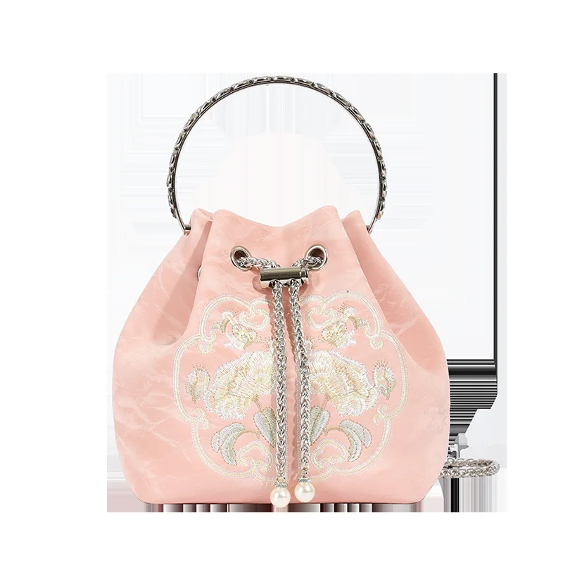 New Chinese Style Embroidered Summer Small For Women In 2024, New Fashionable Bucket Bag, High-End Single Shoulder Crossbody Bag