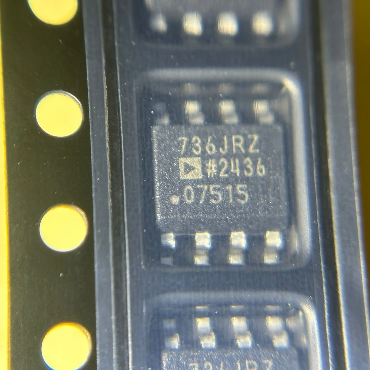 

Pms-dc converter AD736JRZ-R7, original genuine SOP-8 silk-screened 736JRZ IC chip integrated circuit