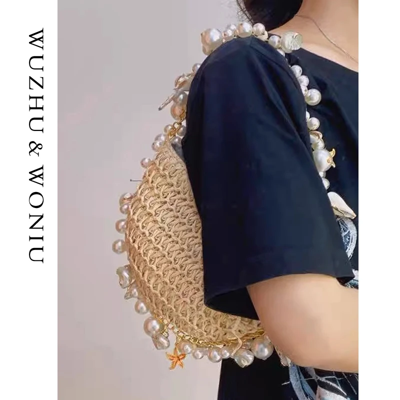 modern-neutral-sle-pearl-chain-sea-ell-ass-woven-bag-women's-beach-vaion-handbag-soft-square-ape-faionable