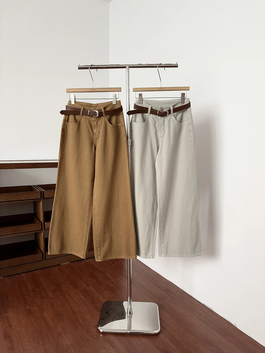 

High Waist Wide Leg Jeans Women's Loose Casual Straight Leg Jeans Simple Milk Tea Color Spring 2026 Ladies Fashion Polyester ...