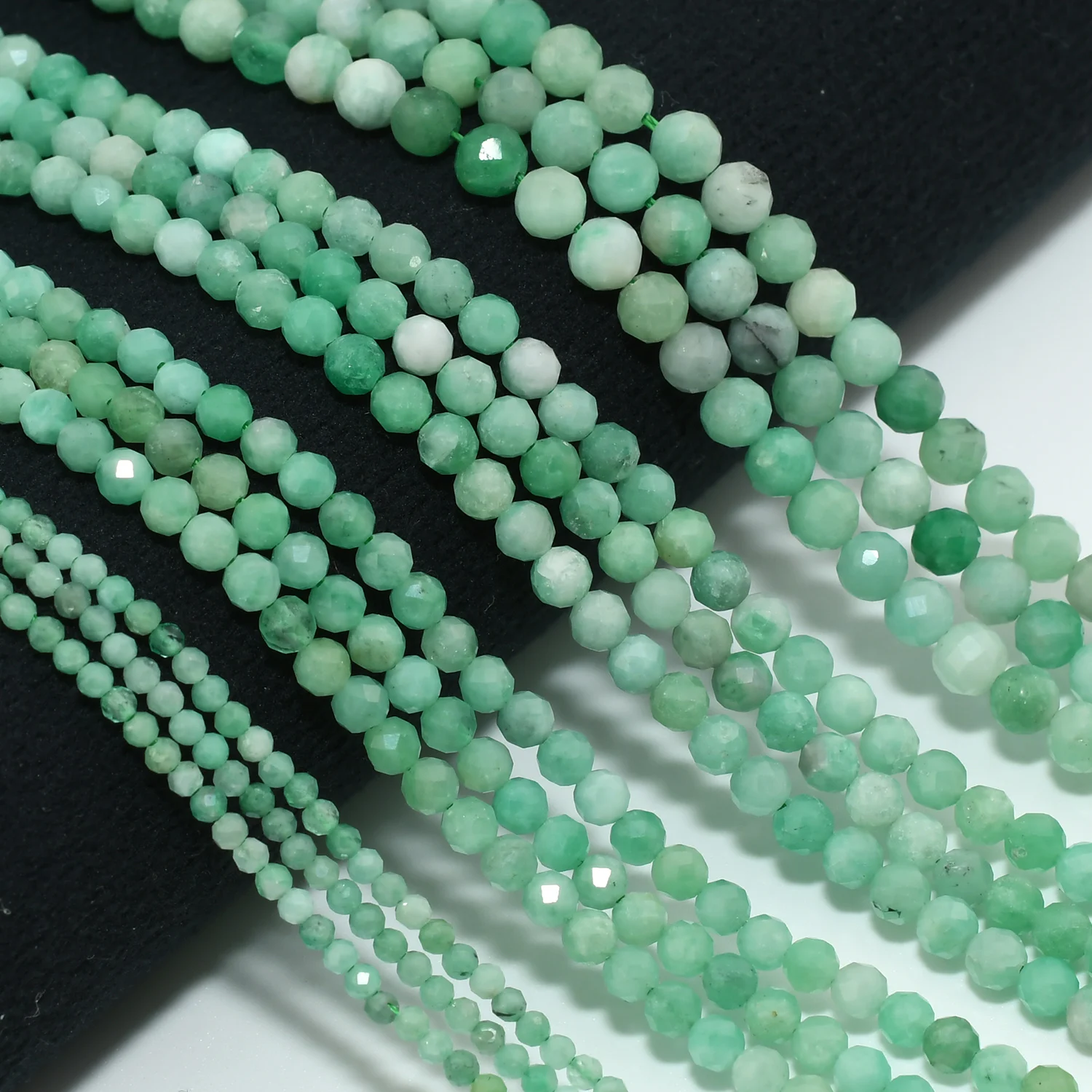 Natural Emerald Faceted Round Beads 2mm/3.3mm/3.7mm/4.5mm