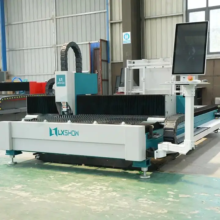 

Fast delivery raycus JPT MAX carbon fiber cnc laser cutting fibre laser cutting machine