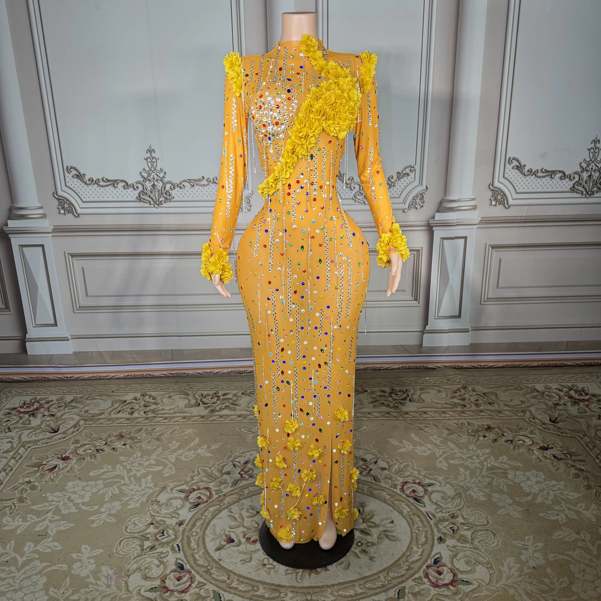 ชุดเดรสงานเลี้ยงหรูหราประดับคริสตัลสีทองระยิบระยับ แบรนด์ ZD Fashon แขนยาว ซิปเปิดด้านหลัง