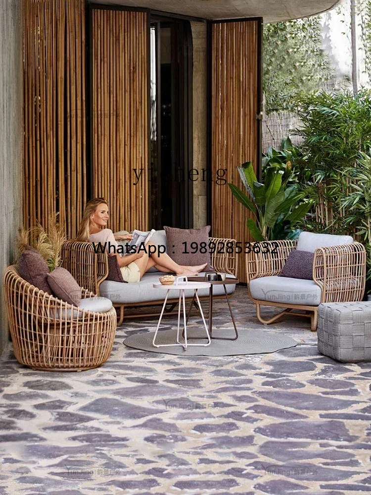 أريكة خارجية منسوجة كرسي الروطان مجموعة طاولة القهوة أثاث الشرفة كرسي داخلي