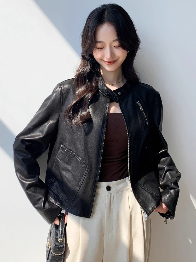 Giacca da moto corta sottile in vera pelle per donna Primavera Autunno Colletto semplice di fascia alta Cappotto in vera pelle di pecora nera morbida