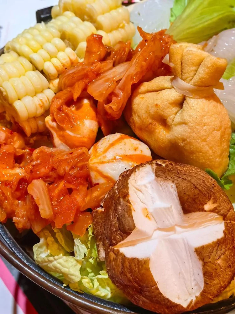 

Вертикальная машина для упаковки гранулированного порошка, арахисовые кофейные зерна и другая машина для упаковки вертикальных пакетов