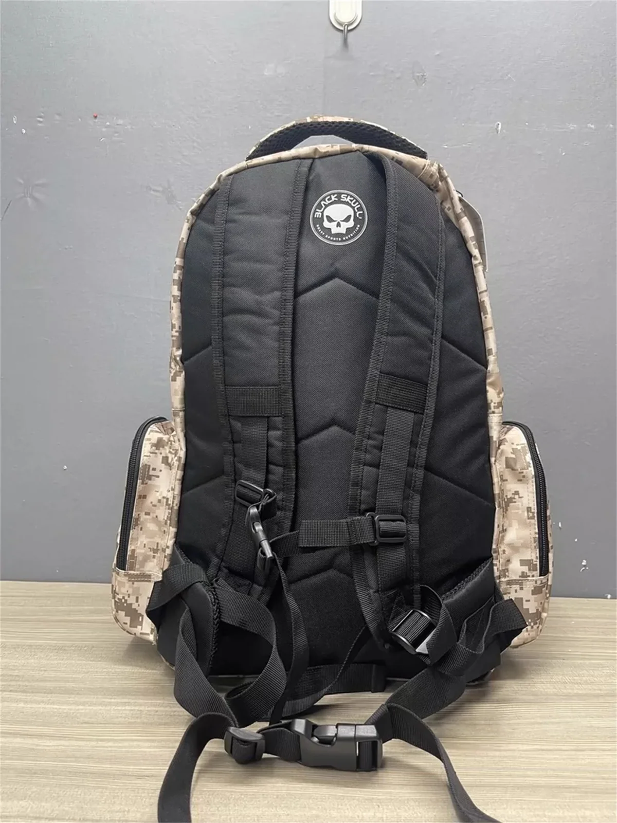Camouflage military fan tactical backpack, 50cm * 31.5cm * 15cm