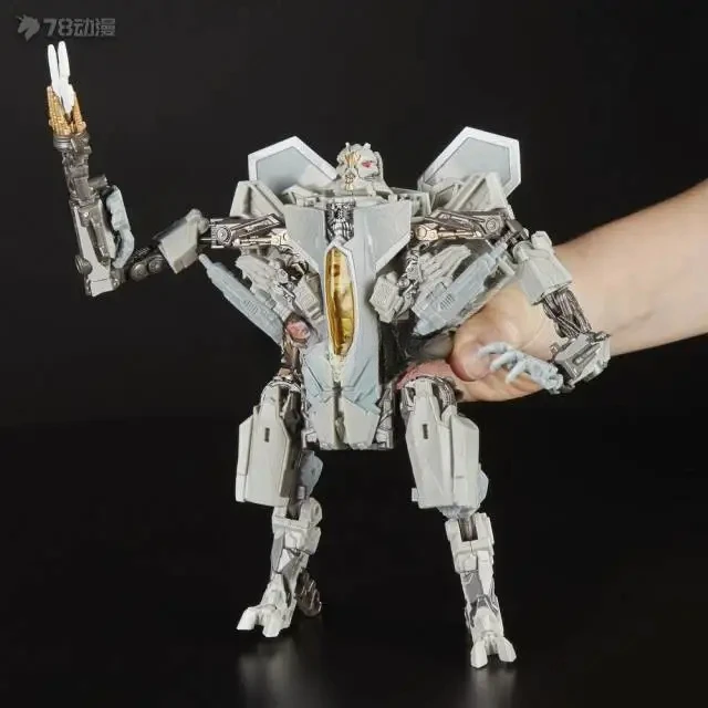 متوفر في المخزون سلسلة هاسبرو ستوديو SS06 Starscream مجموعة نماذج لجسم لعبة هدايا للأطفال