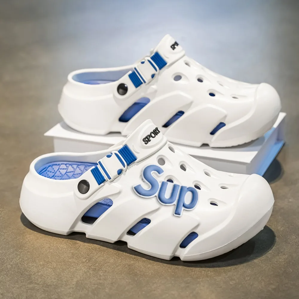 

A Pair of Men's New Clogs, Summer New Wear-Resistant, Non-Slip Sports Beach Shoes, Soft-Soled Comfortable Men's Shoes for riving