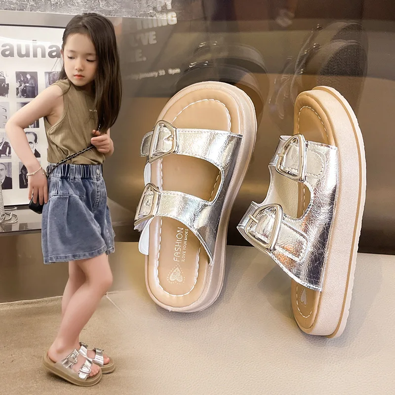 

Children's slippers 2025 summer new girls' beach shoes soft soles non-slip outside wear casual medium and large children