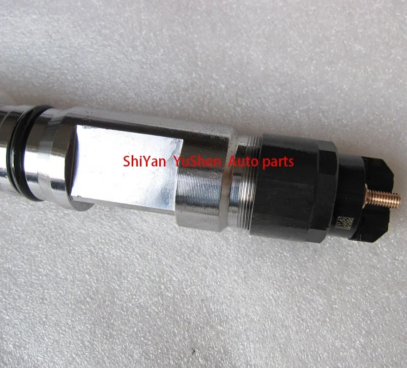 0445120218 In Stock Supply of New High Quality Truck Engine Parts High Pressure Fuel Common Rail Injectors 0445120218