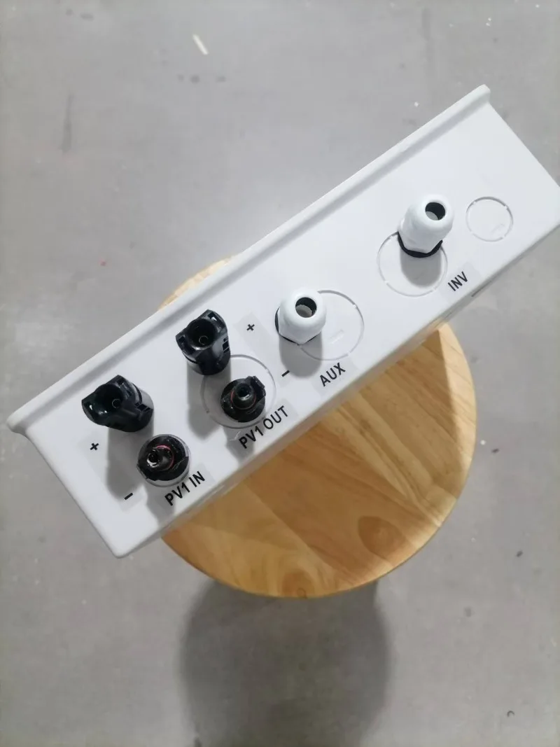 WSDB-PV1/1 صندوق الموحد الكهروضوئي الشمسي 1 في 1 خارج 1 سلسلة مقاوم للماء والغبار لنظام طاقة بطارية الألواح الشمسية التيار المتناوب + تيار مستمر