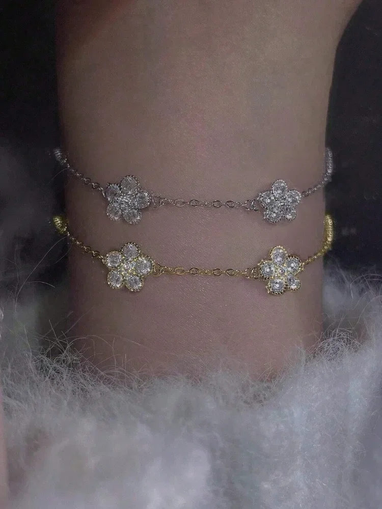 

925 Sterling Silver Shining Cute Flowers Zircon Bracelet For Women Daily Life Party Superior Fashion High Quality Fine Jewelry