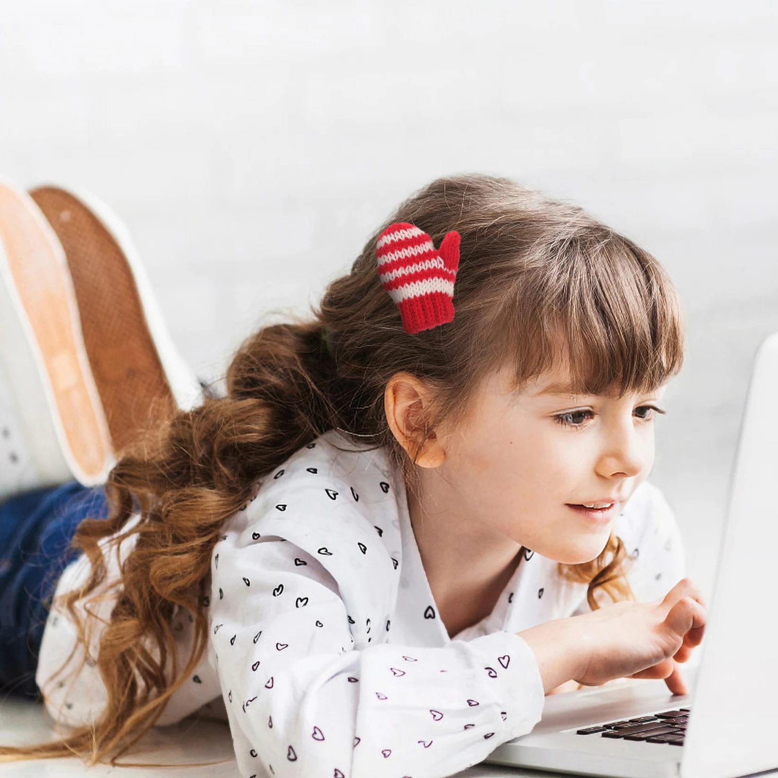 

10Pcs Mini Yarn Gloves DIY Craft Decorations Christmas Tree Mini House Ornaments Small Decorative Gloves Decorative Glove