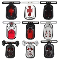 Lámpara de freno para guardabarros trasero de motocicleta con luces de matrícula, luz trasera cruzada de calavera lápida para Harley Chopper Bobber personalizada