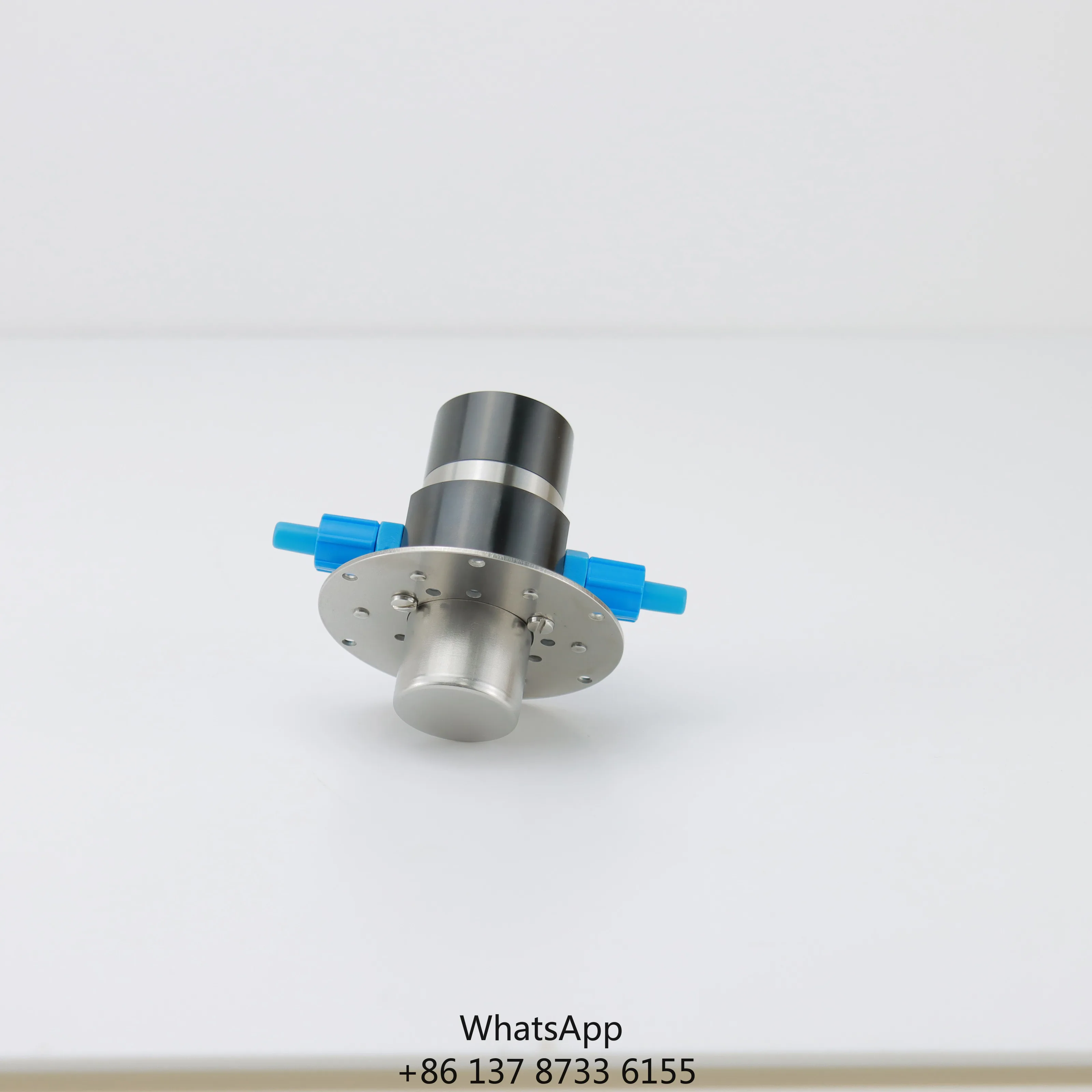 Durable 24VDC 40W Micro Gear Pump 0.8MPa -40~105℃ Ceramic Shaft Reliable Magnetic Gear Pump For Food & Beverage