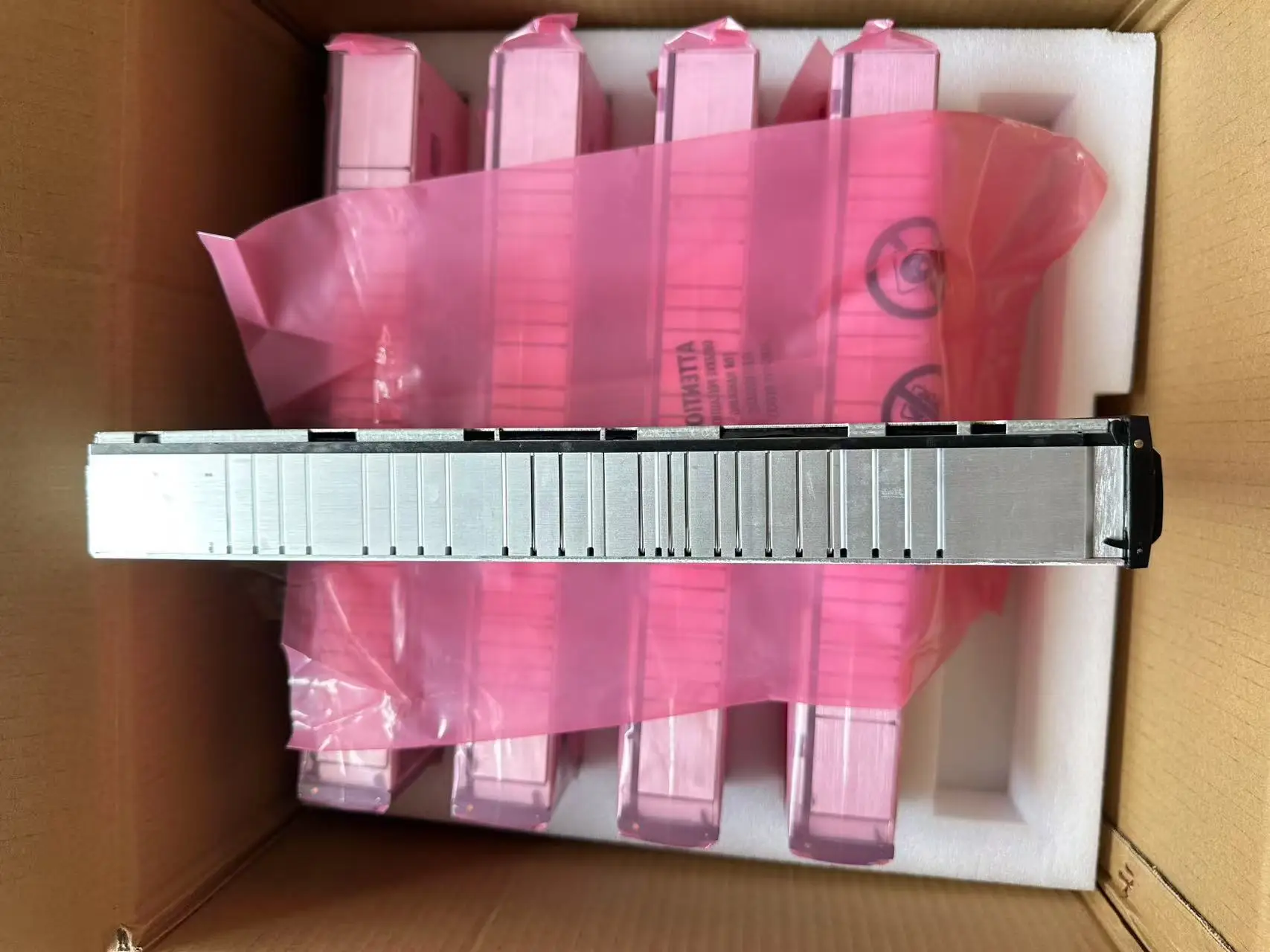 Flatpack2 48V/3000W HE High-efficiency Rectifier Module 48V 3000W DC power Part Number: 241119.105