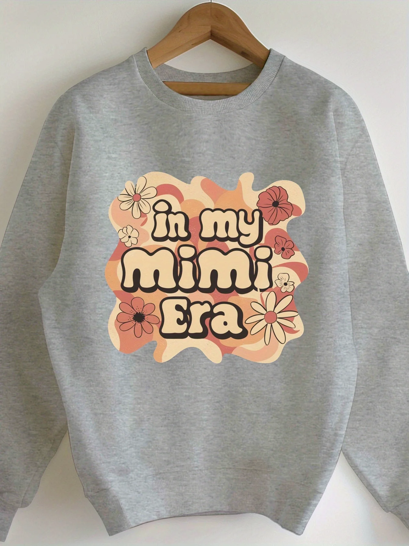In My Mimi Era Women's Plus Size Sweatshirt - Cozy Gray Geometric Print Pullover with Floral Accents, Long Sleeve Round Neck