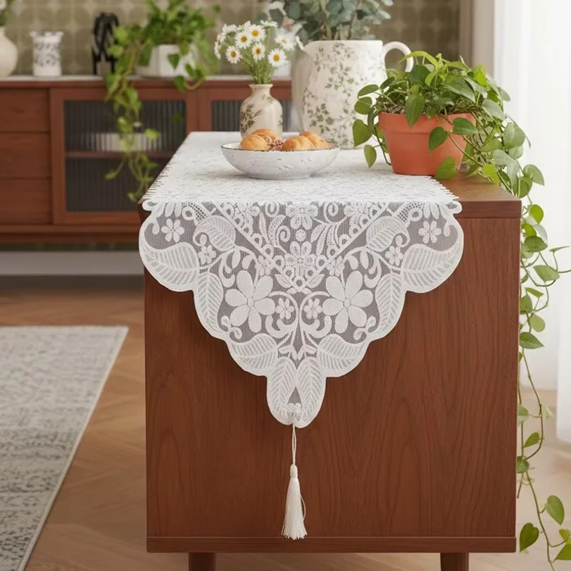 Retro French Lace Table Flag White Embroidered Long Tablecloth for Dining Sideboard TV Cabinet Chest of Drawers Shoe Cabinet Dec