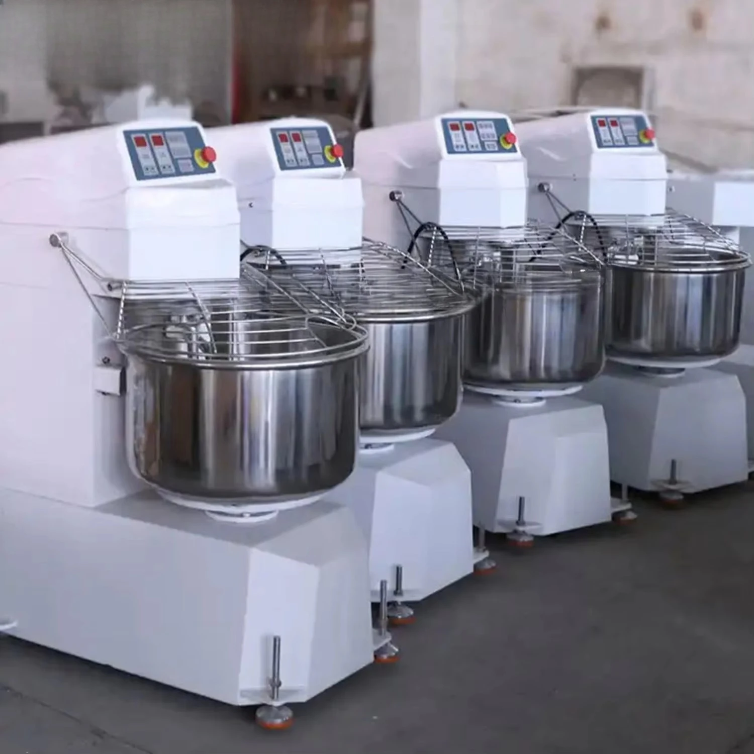 Flour Mixer Machine for Bakery Cake Filling Machine 20l Planetary Dough Mixer Machine Price