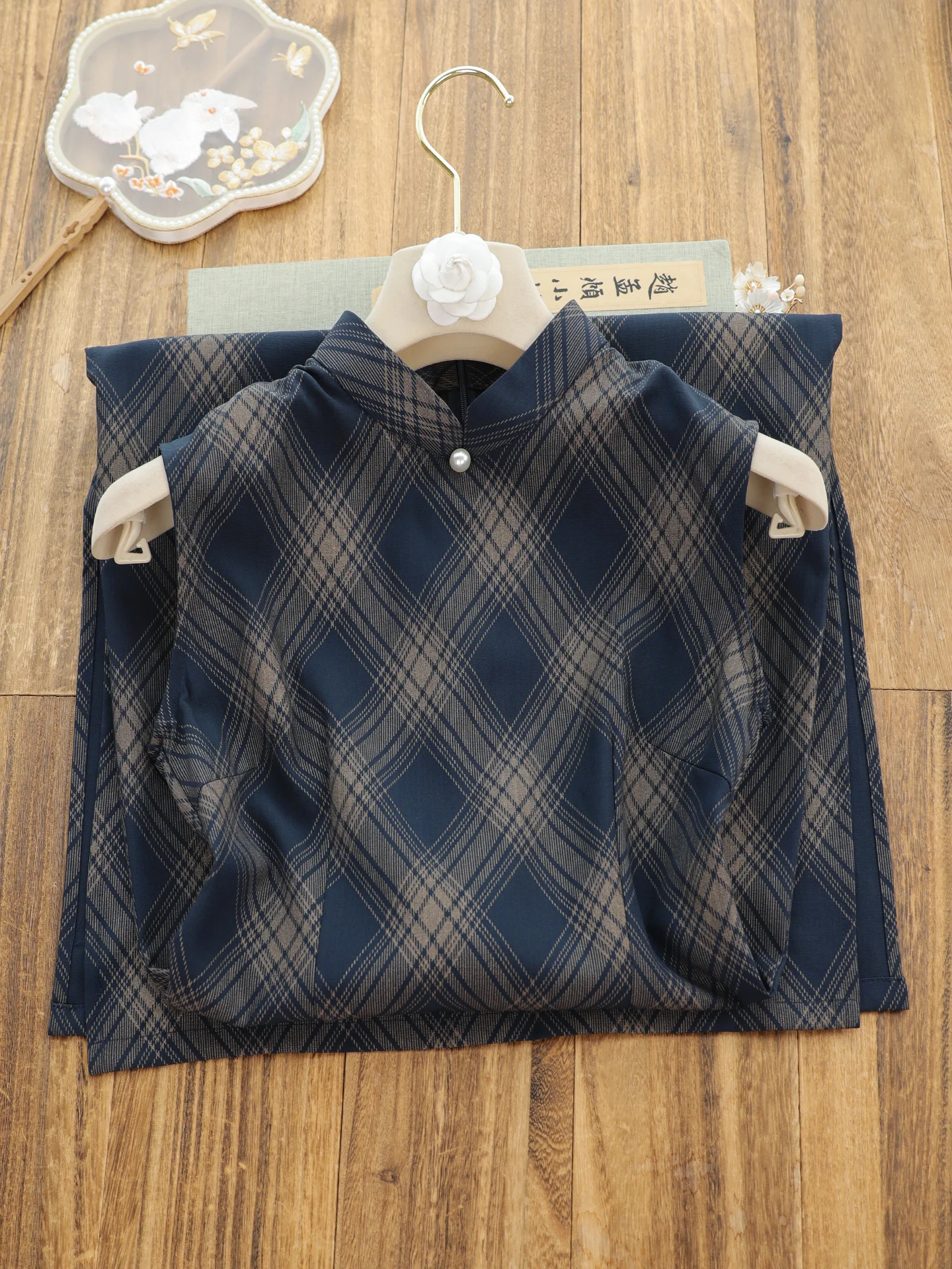 Young Style Retro Blue Plaid Sleeveless Long Qipao Women's Summer Daily Wear Breathable Polyester Fiber Dress