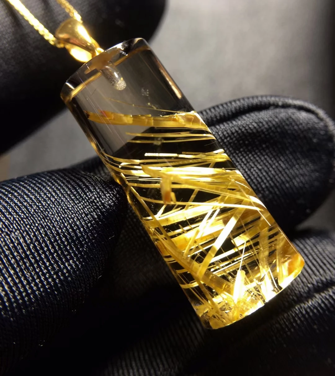 Natural Gold Rutilated Quartz Barrel Pendant Rutilated Quartz Jewelry 25.6*10.4mm Men Women Brazil AAAAAAA