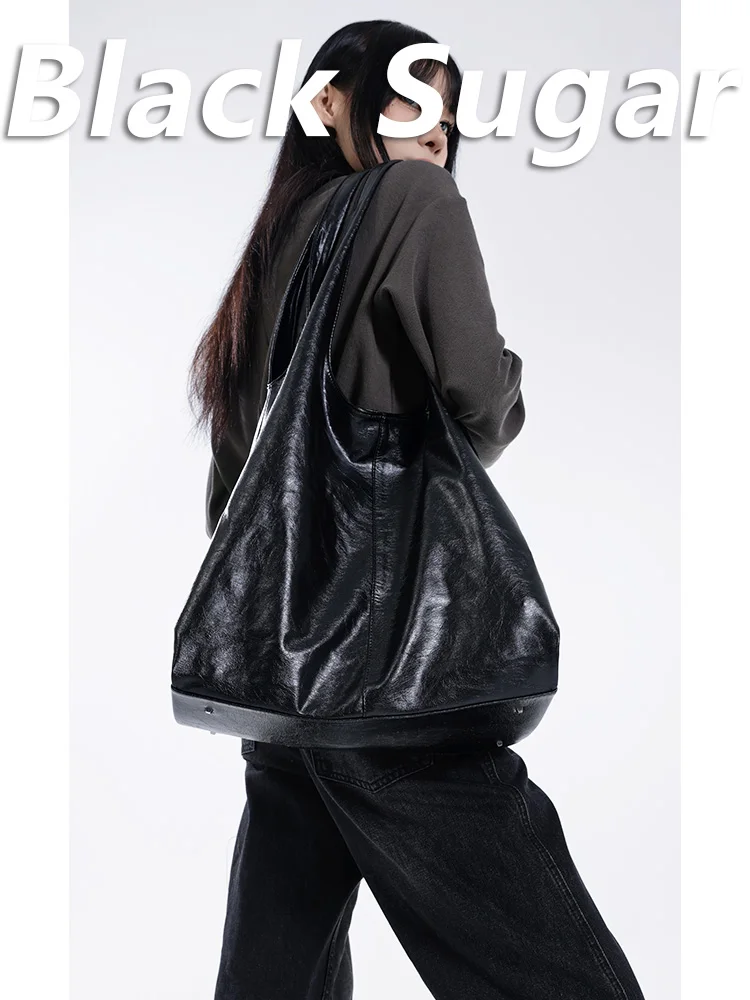 

Soft Summer Vintage Simple Fashion Large Capacity Tote Women 2025 New Black Shoulder Handbag Y2k Travel Work Casuals