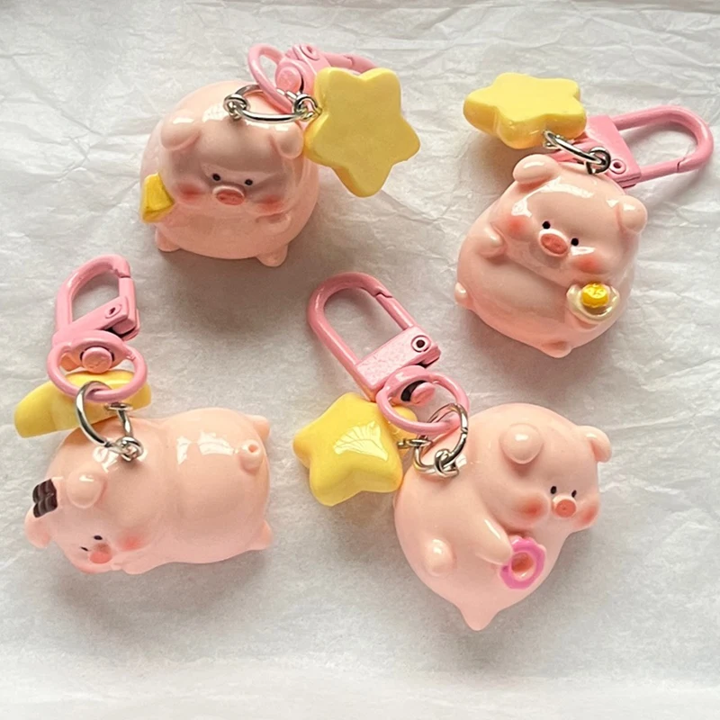 

Cartoon 3D Pink Pig Keychain Star Buckle Keyring Friends Car Pendant Backpack Charms Students Bag Decor Hanging Ornaments Gift