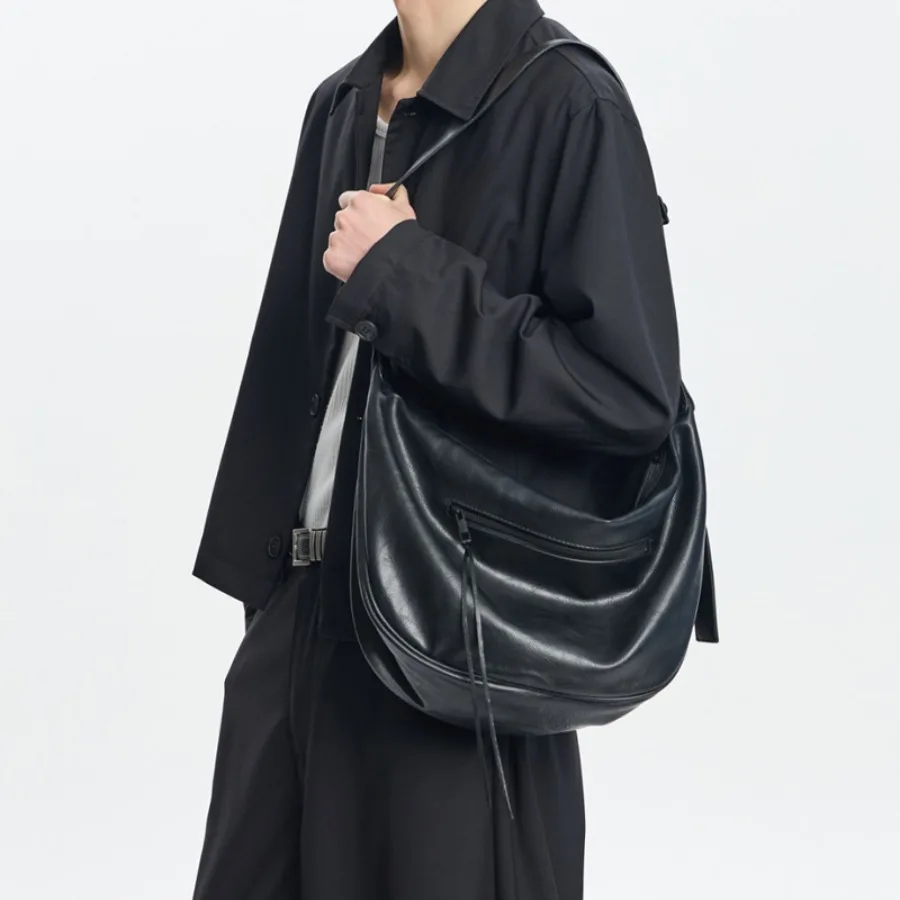 

【New style】South Korea's new -body bag large-capacity men's motorcycle riding bag fashion brand single-shoulder -shoulder backp