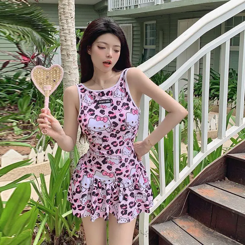 Купальник Sanrio Hello Kitty, бикини для девочек, стиль отпуска, сиамский спортивный коврик для бассейна, нагрудник, беспроводной тонкий стиль Ins