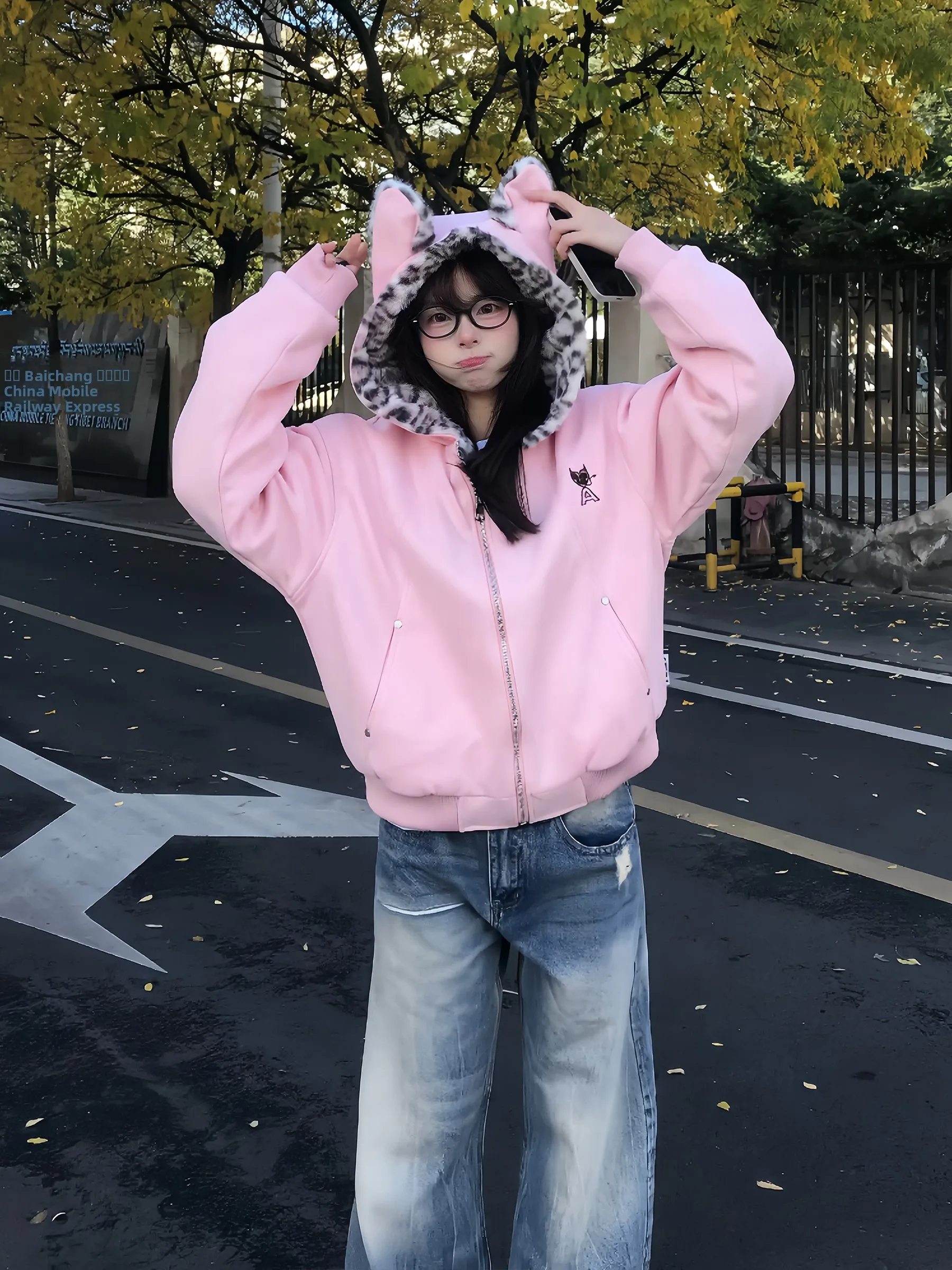 

Оригинальная теплая хлопковая куртка с милыми кроличьими ушками для женщин, на молнии, с внутренней флисовой подкладкой, с капюшоном, утолщенная, из полиэстера