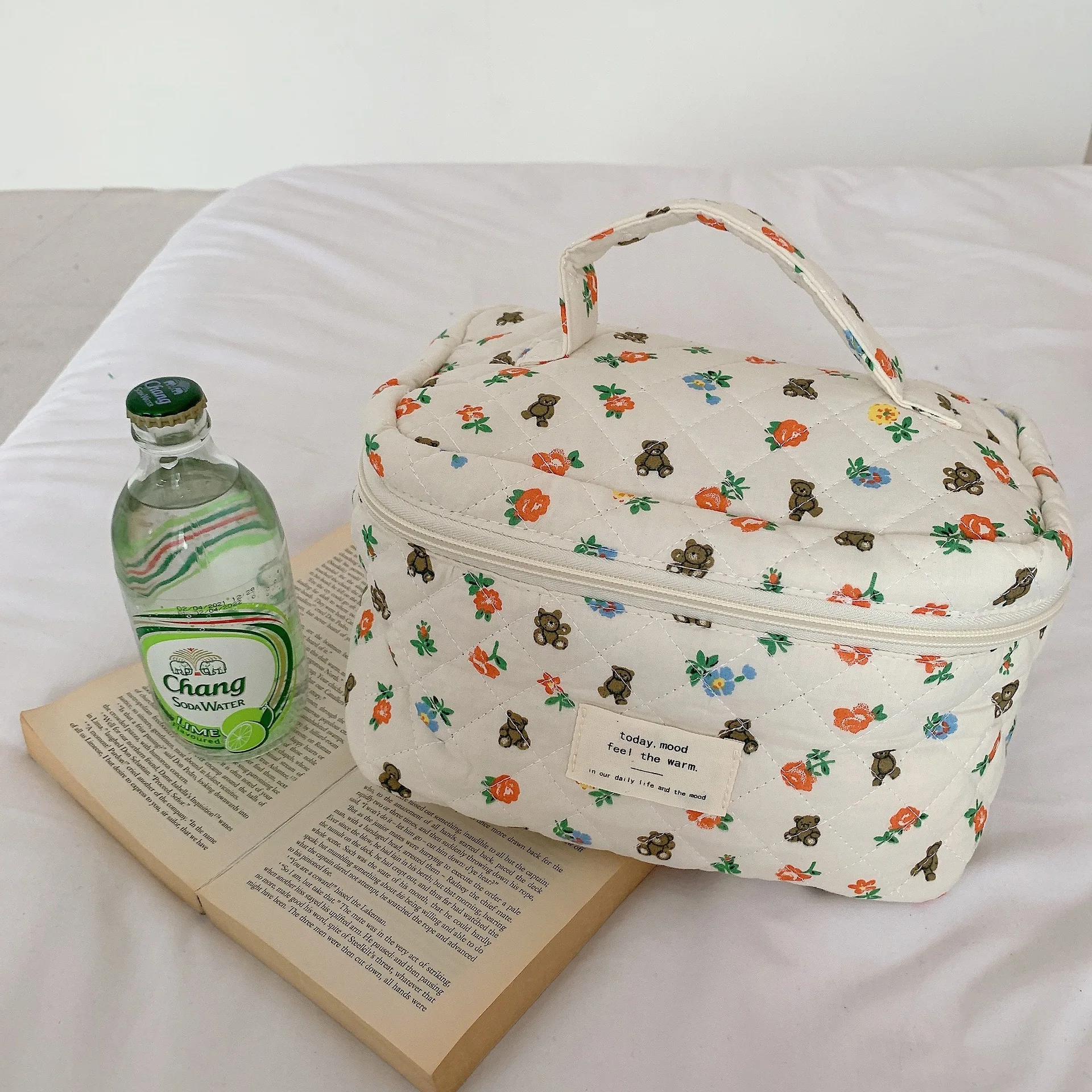 Fresh Cute Makeup Countryside Style Cotton Cloth Large Capacity Portable Household Storage,Wash And Tidy Bag Makeup Organizers
